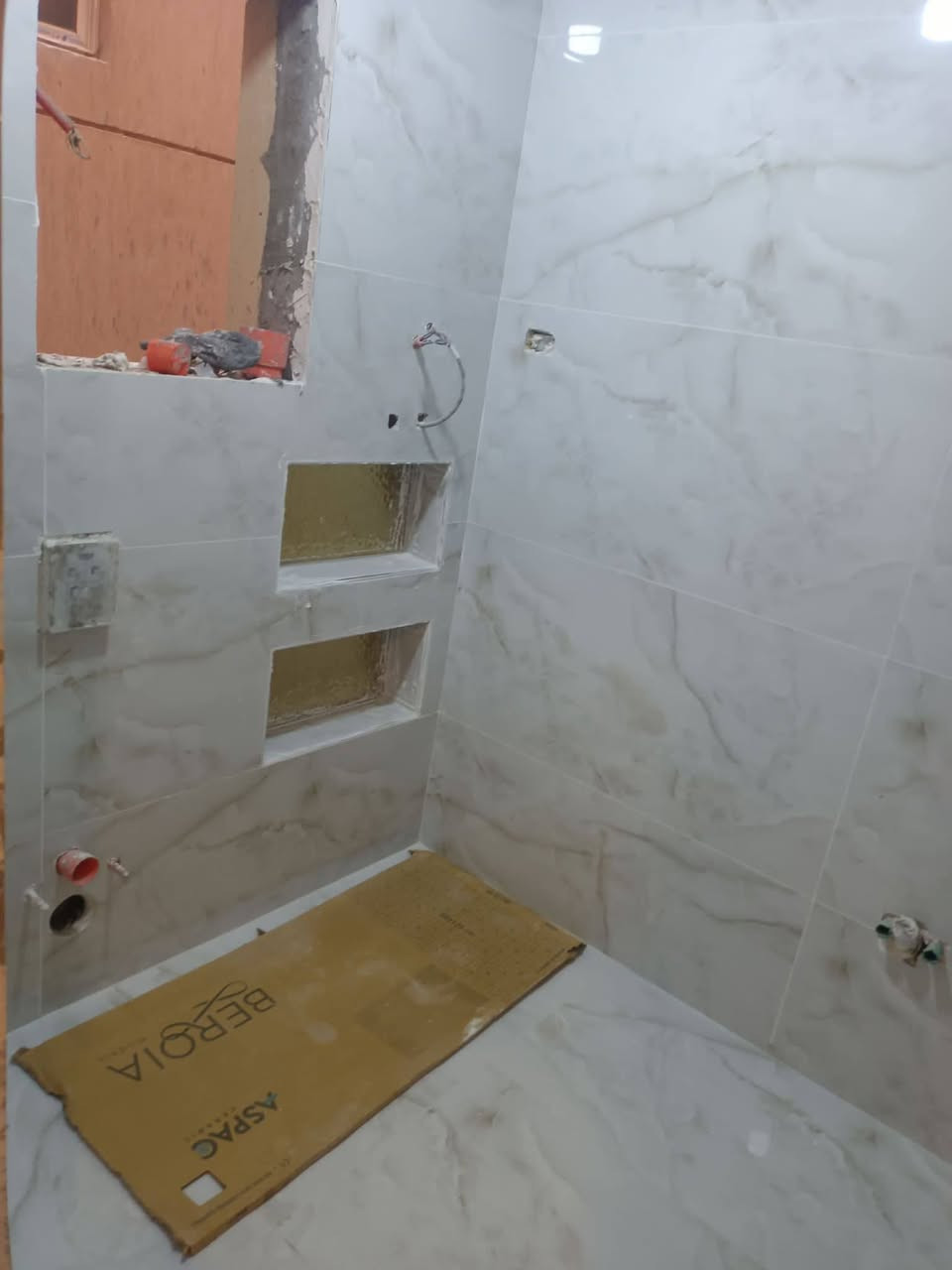 تركيب سيراميك • بورسلين ومرمر • متفرغ بغداد