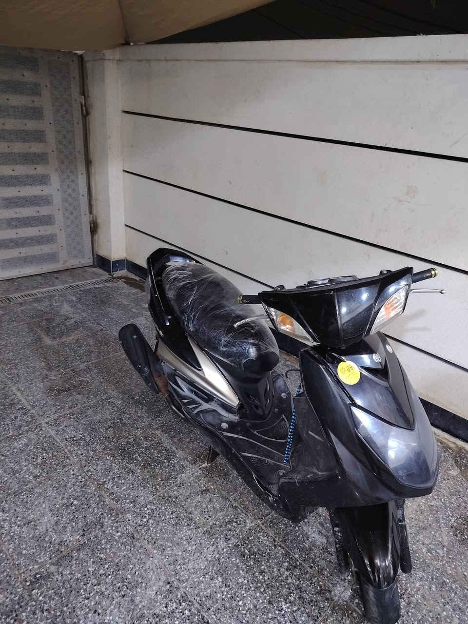 سكنس فحل مكينه خرسه دراجه شوفت عينك صالنصه رياضي وقطره وفراك بريك براغي رياضي: سعر 600وبيها مجال الشراي يدلل نقص فقط كابريتر يخربط مكاني بغداد الغزاليه: فقط واتساب70060278981
