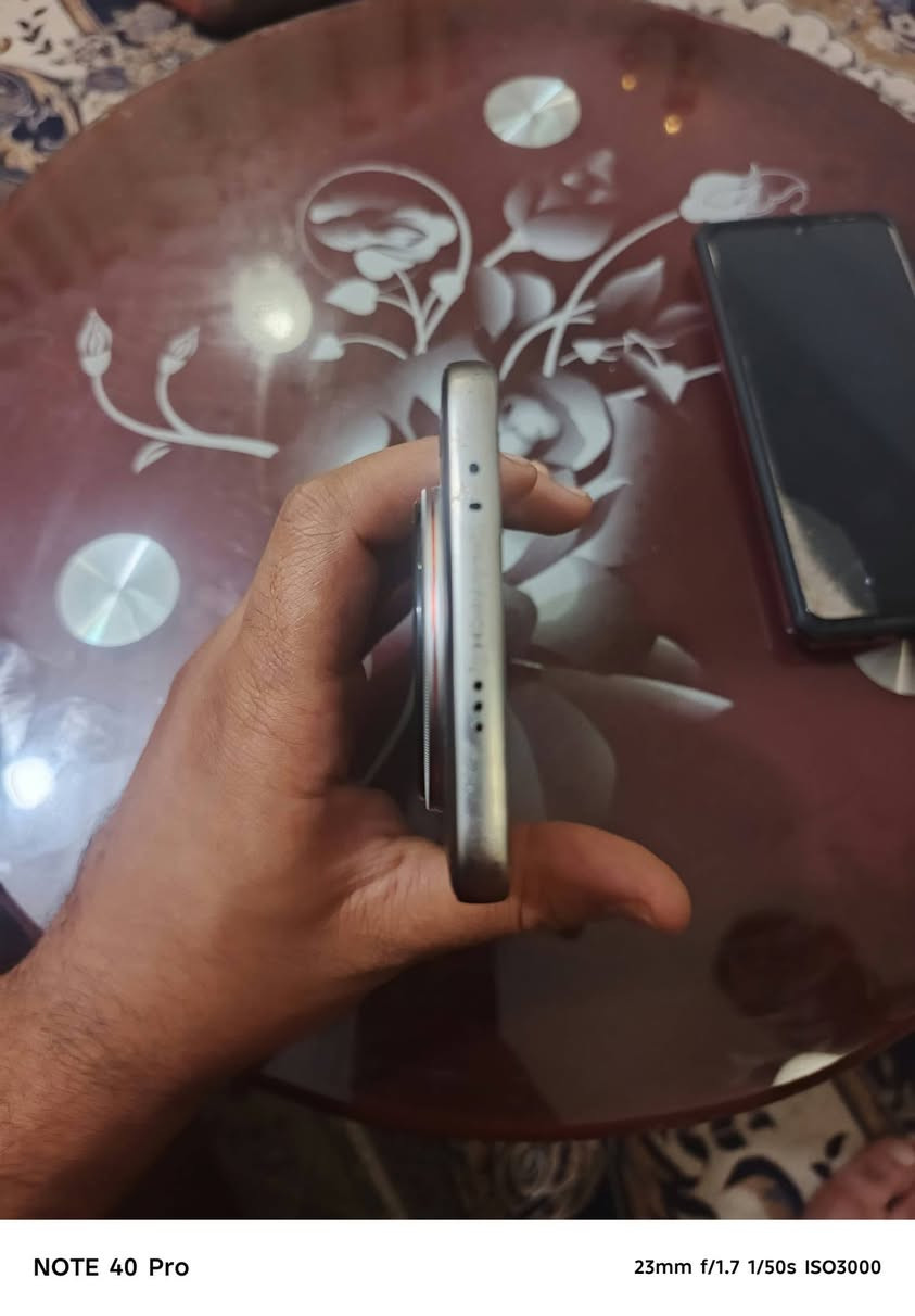 كامون 40 بريمير • 12+12 رام • كاميرا سوني 50MP 100X