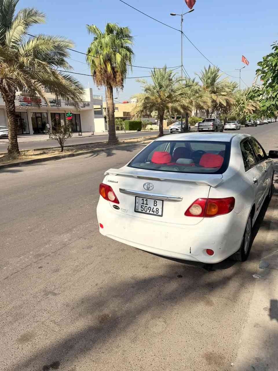 سلام عليكم للبيع كورلا ٢٠١٠ خليجي فول لون ابيضّ محرگ ١٨٠٠ مفتوح بس رواجز لا تبخير و لا تنقيص كير كفالة رقم بغداد انگليزي بأسمي هزة ما نافذة تنتهي ٢٠٢٧ / شهر ال ٤ دواخل لغود شواصي كفالة السيارة بيها الجاملغ اليسرة مبدل فقط و بيها كارتين علة كد شبر بالقمارة اني سويتهن و باقي السيارة كفالة سونار داخل المنشور مكاني بغداد السيدية سعر السيارة ١٠٥ ورقة 
رقم *********** بدون واتساب 
*********** بي واتساب
