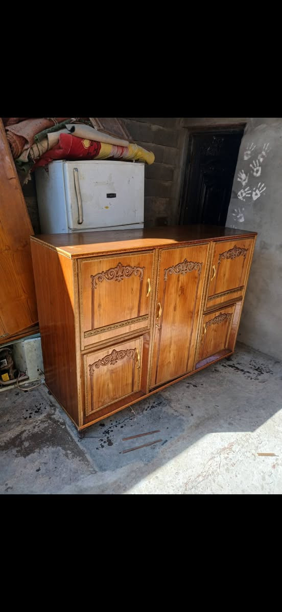 نص كنتور ابو ٣ صاج يحتوي على يدات جدد قفاله جدد صبغ تلميع كامل سعره ٦٠ لف متواجد علخاص اكو توصيل بفلوس رقمي *********** سجاد المالكي
