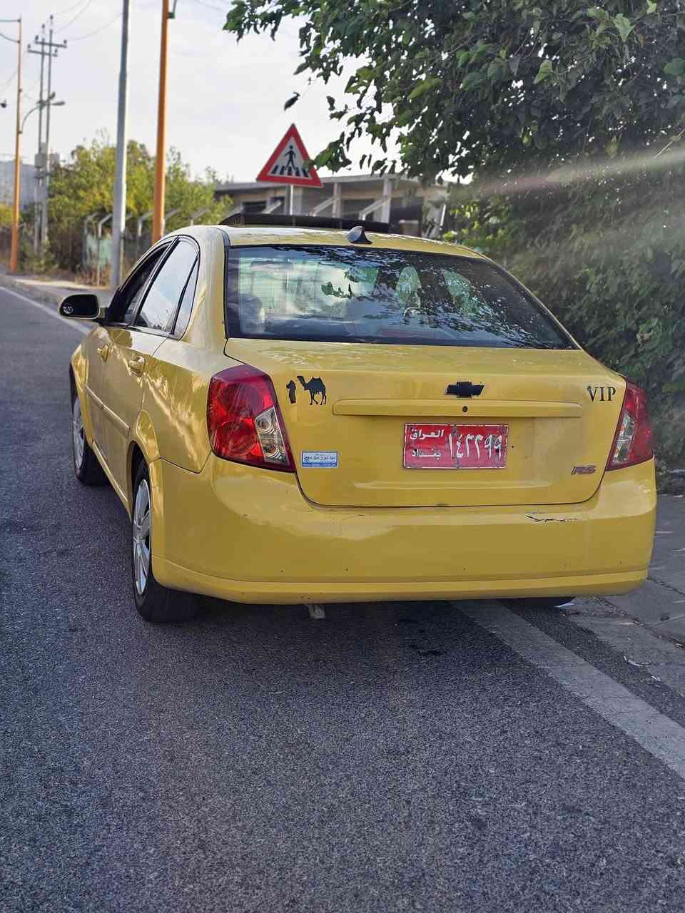 بەناوی خوای گەورە
شوفرلێت ئۆپترای تەکسی

مۆدیل 2011 گێڕ ئۆتۆماتیک

چوار جام کارەبا شاشە ئایپات

سەنەوی ئەصڵی جنوب

تەبرید لەسەر سویچ ساردو گەرمی مەزبوت

هەیکەلی تنوتۆڵ

دووتایەی لۆک تازە گۆڕاوە

گێڕی ئەوروپی تازەی خراوتە سەر

هەموو گیانی مەزبووتە تازە مەسروفی کراوە

سعریشی 42 گەڵا 

ناونیشان هەڵەبجەی شەهید 

***********
