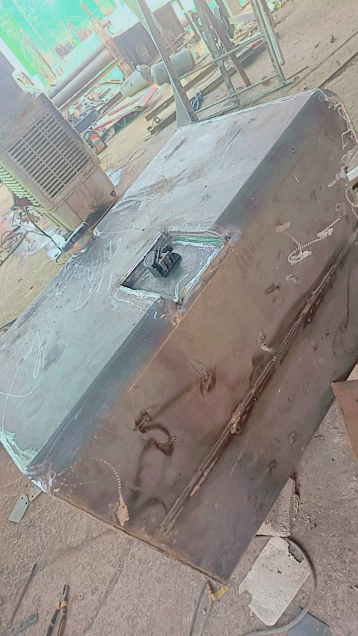 السلام عليكم
متوفر خزانات كاز 650 لتر عمل سنكل امامي لكل الموديلات 
البي اكتروز سكانيا فالفو 

للاستفسار الاتصال على 
***********
***********
***********
العنوان الفلوجه الحي الصناعي نهاية شارع الكرينات
