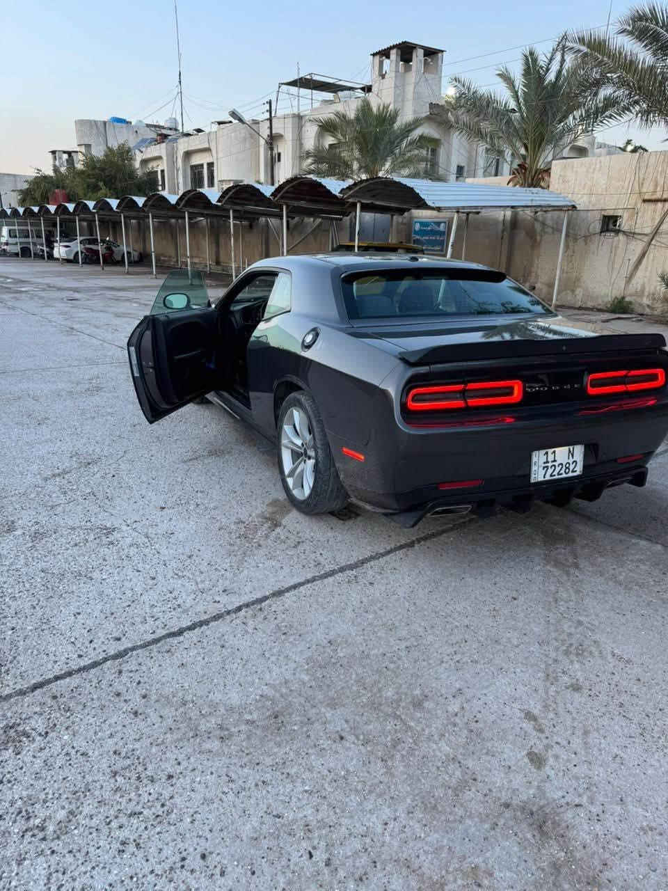 السلام عليكم 

دوج جالنجر sxt 2019

الحادث :  موضح بالمشور 
 الباب السائق  كلير ، البجم محدث 
الصور موجوده بالمنشور

مكينة 3600 v6
كير مكينة مكفولات كله جديد + السياره كامله مكمله اي كلوب ممشتغل ونظافه فول اني جانيها  كلش معتني بيه احسن دهن والبانزين كله محسن كلش نظيفه السياره اي مشاكل ماتعاني وياهة 

رقم السيارة بغداد بأسمي

مواصفات الsxt المعروفه

بصمه ، بصمة ابواب ، كشن كهرباء ، شاشه وسط ،كامره ، فول تحكم ستيرن ، تايرات خلفية عريضه ، دفع خلفي ، لايت زنون ، نظام سبورت ، مانع انزلاق ، بلوتوث ، ABS ، USB

مكاني بغداد الحبيبية 
رقمي ***********
موجود واتساب
