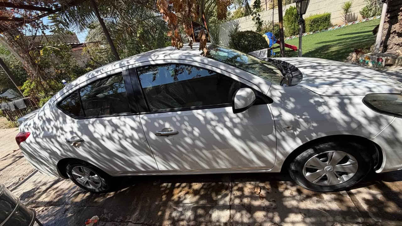 السلام عليكم 
للبيع نيسان صني هندي 2020 ماشيه 106 رقم أربيل الجديد  بيها فقط جاملغ صبغ جهة السائق و صبغ على كد شبر بالصندوق وبعض الملاحظات البسيطة من رصعه وشخط 
💵السعر 105. وبيها مجال
🛠️الفحص على حساب المشتري 🛠️
📍مكان السيارة بغداد / الراشدية
📲تواصل : *********** الفارس, صلاح الدين
