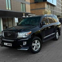 لاندكروز • V6 • ٢٠١٥