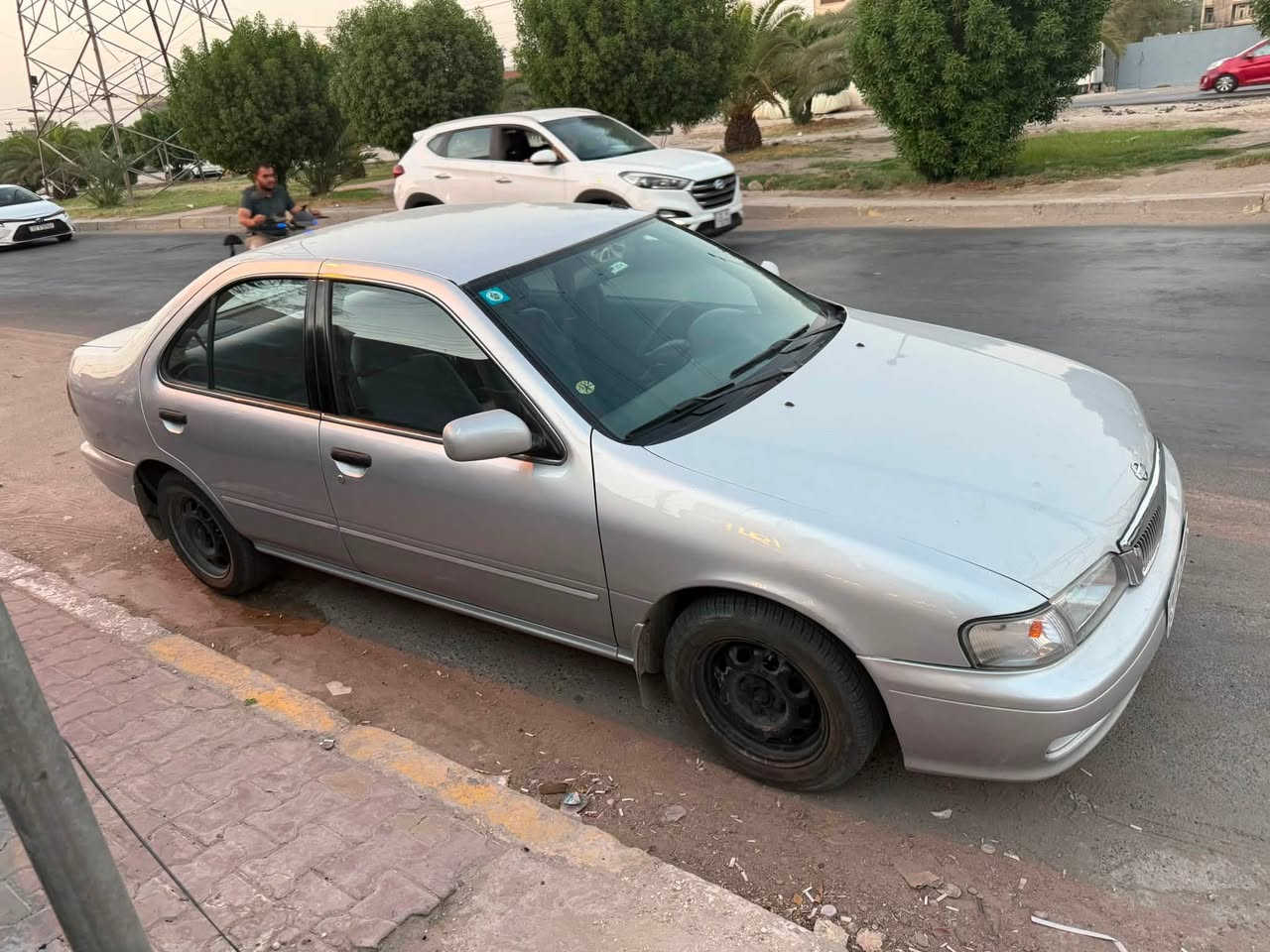 سلام عليكم نيسان موديل 2000 ماشيه 170 الف مكفوله كفاله عامه تبريد ثلج كلها ع بلاد السعر النهاىي 75 ورقه للاستفسار ***********
