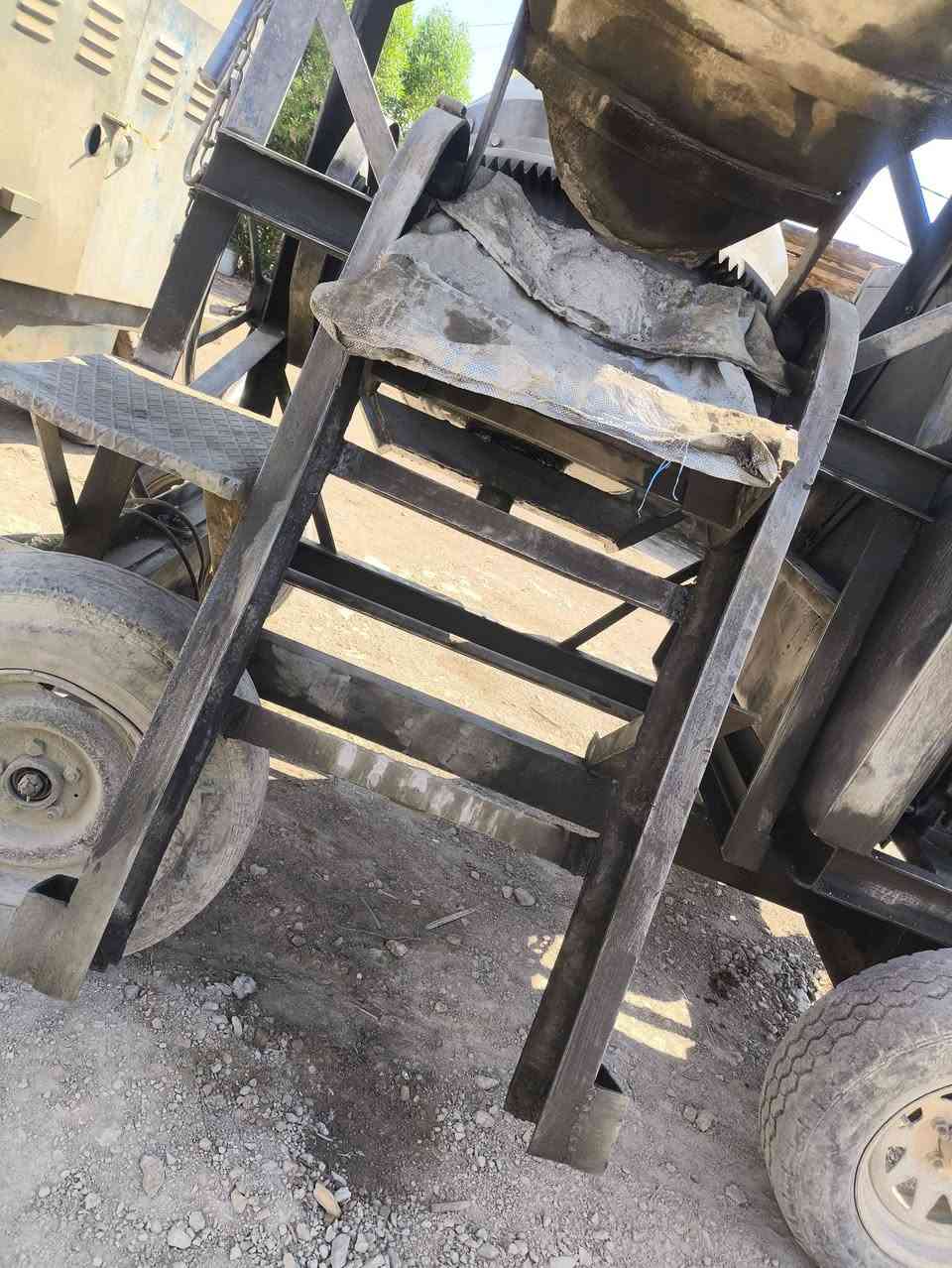 خباطه للبيع جاهزه لشغل
نضافتها حسب الصور 
للاستفسار الاتصال على الارقام التاليه 
***********
***********
