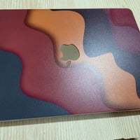 لابتوب Macbook Air M2 2022 13 IN   250GB   16 G  الابتوب مشحون 30 مره ...