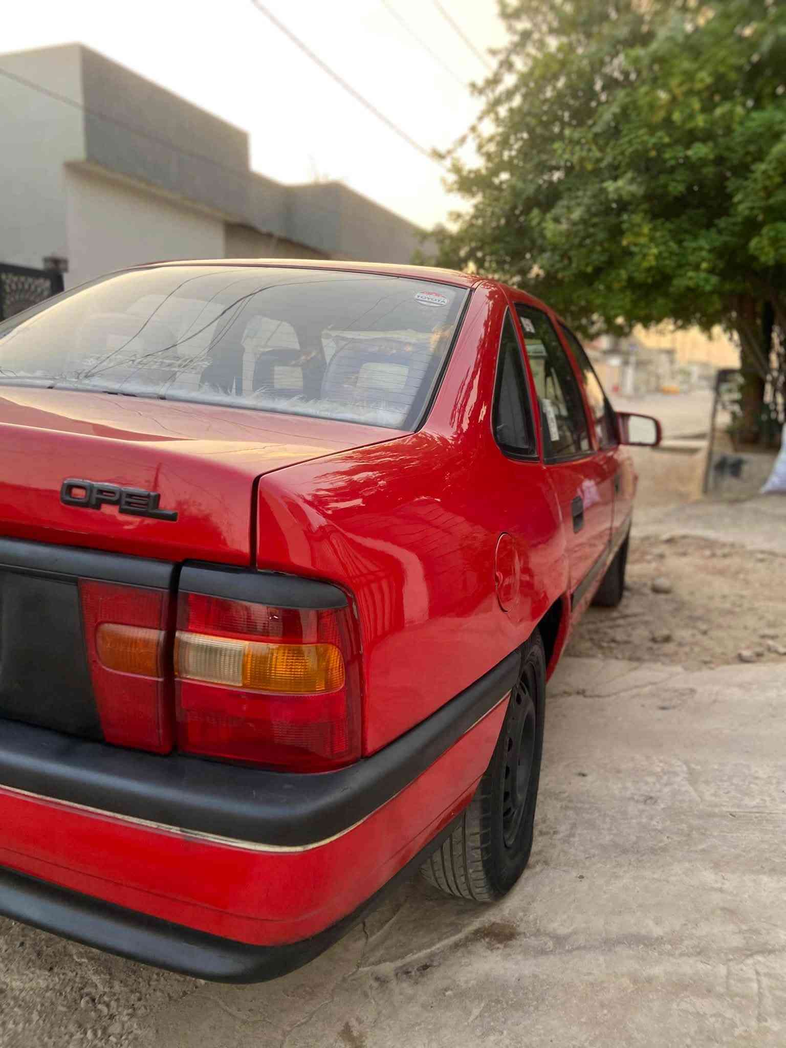 اوبل فكترا موديل 1991محرك 18بشرط گيرو محرك 
صنويه 2031جديد هـزه 2027 بسمي تحويل وكاله 2يوم 
سياره كلير عام الجماليه بدون ضربه كوبون بنزين ⛽️ موجود 
سيار جديد سعر 44بي مجال بسيط مكاني كركوك 
***********
