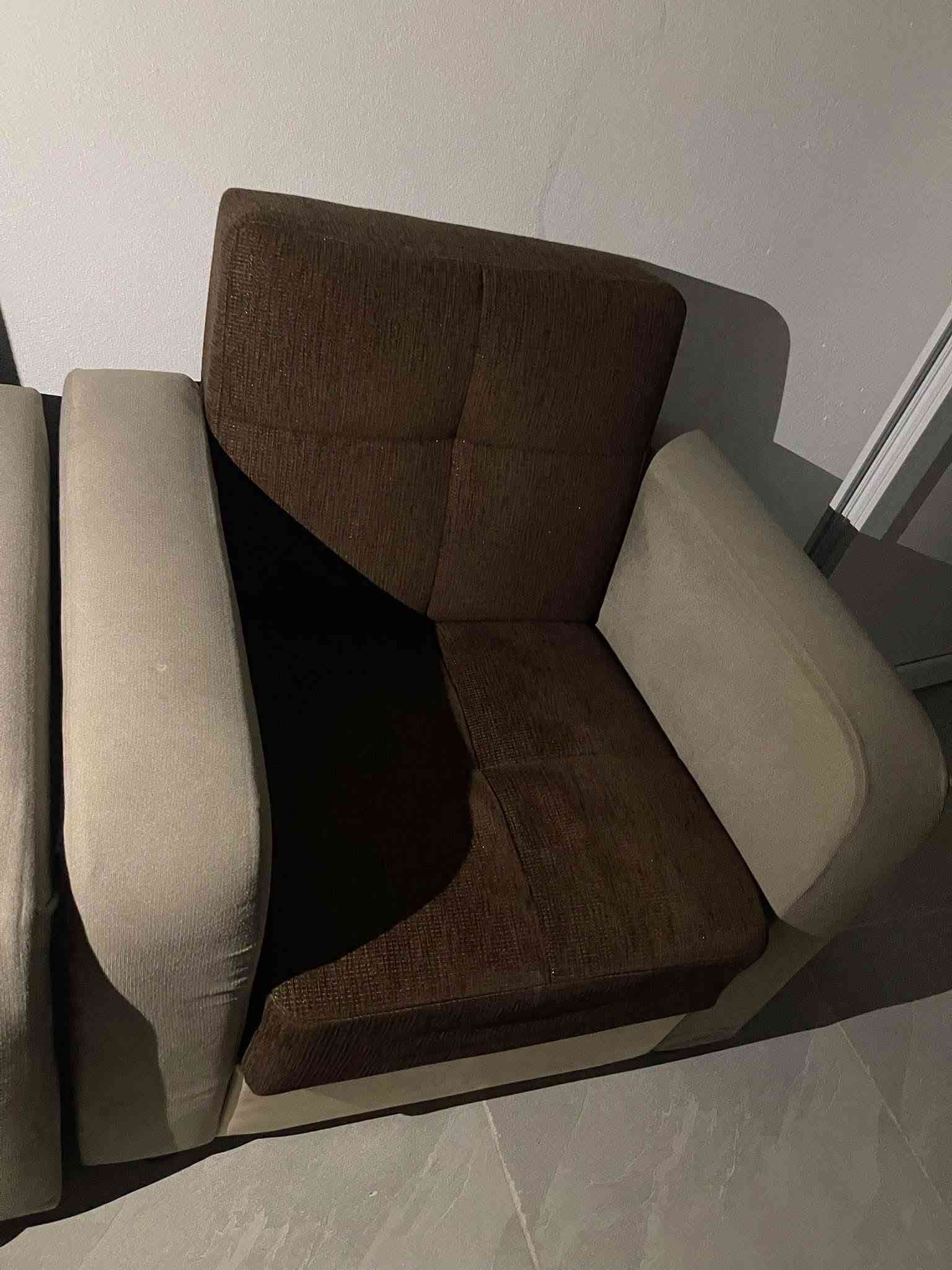 قنفاات ماركه ستقبال سعر ٢٠٠ زوليه قياساي طول300*2
عرض190*2 سعر ‭***********‬
