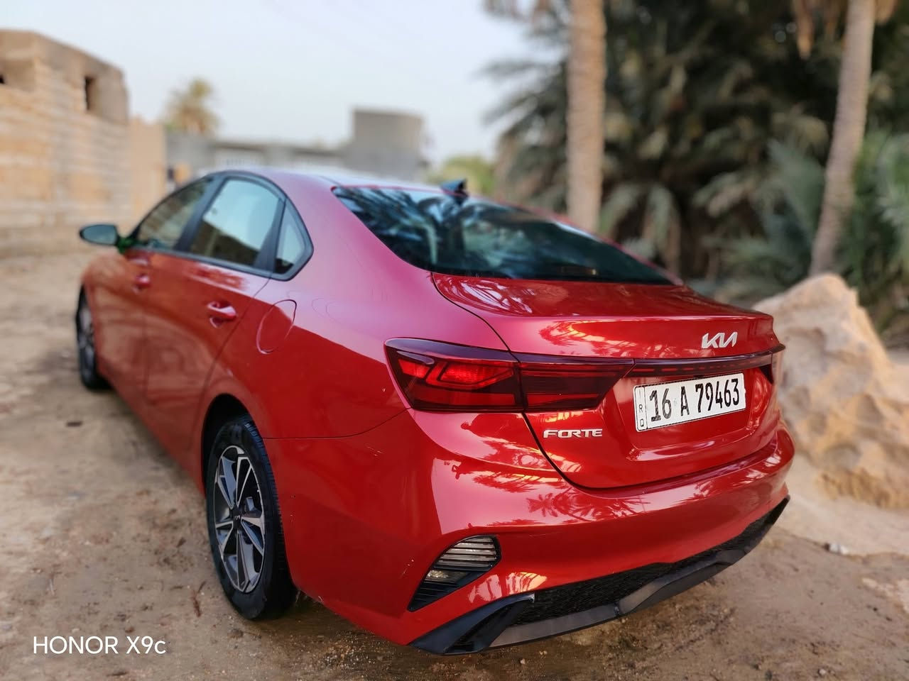 السلام عليكم 
*للبيع كيا فورتي 2024 وارد امريكي - ماشية 22 الف فقط*

🚗 سيارة جاهزة من كلشي ما بيها أي نقص

*المواصفات:*
- الموديل: 2024
- المحرك: 2000 دوش DOHC
- الكير: اوتوماتيك /    CVT
-
- الفئة: LXS
- الممشى: 22,000
- الشاصي: 3KPF24AD3RE704257
- الحادث: حادث امريكا مرفق وية المنشور

- رقم قادسية - شهداء
- سنوية وهزة جدد
- انطيك وكالة سنتين وتكون حرة بأسمك

*العنوان:* الديوانية - قضاء البدير
*للاستفسار:* ***********

نص مكتوب في الصور:
- HONOR X9c