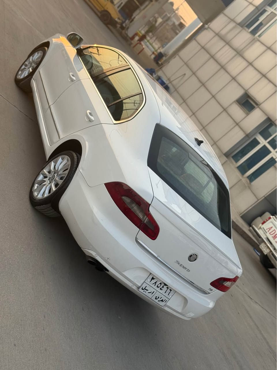 (***********) واتس ئاپى لەسەرە

Skoda super B 2012

خەليجى سفرى ئێرەیە و قەپات مواسەفات

(نرخى ٥٥ سافی  ١٧ خرامەی لەسەرە لەسەر کڕیار)

سەیارەکە ١ پارچەو نیوی سبوخه
بێ ناوگرتن بێ ئێڕباگ بە شەرت 

مه كينه ٢.٠ تۆڕبۆی ٤ پستۆنە 
٦ گێڕی مەرخوبە 

گێڕ و مەکینە و کارەبای بە شەرت 

سەنەوی بەسەرچووە ١٧ وەرەقە خەرامەی لەسەرە 

سەیارەکە بە ناوی خۆمە بە شەرتی وەکالەو تحویل دەی فرۆشم 

سەیاتەکە قەپات مواسەفاتە :- 
١-تۆماتیک 
٢-سلایت وە سلایتی تاقەشەمسیە بۆ زۆە شت بەکار دێت ئەو تاقە شەمسیە 
٣-کوشن هیتەر 
٤-سندوق بە دوو شێواز دەبێتەوە بە کاملی وە بەس سندوق 
٥-تحدید سورحە 
٦-ڤۆلیۆم 
٧-تراکشن 
٨-لایت حەدەسە زینۆن 
٩-فلجە ئەوتۆ 
١٠-هەر سێ جامی دواوە بیلاد پەردەیە 
١١- زۆر موقسەفاتی تر  

نرخيشى 55 سافی ١٧ خرامەی لەسەرە لەسەر کریار 

***********
سهیارەکە لە هەولێرە أربيل, العراق
