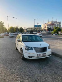 تاون كانتري موديل ٢٠٠٨للبيع الاستفسار ٠٧٧٤٠٣٤٠٧٩٤