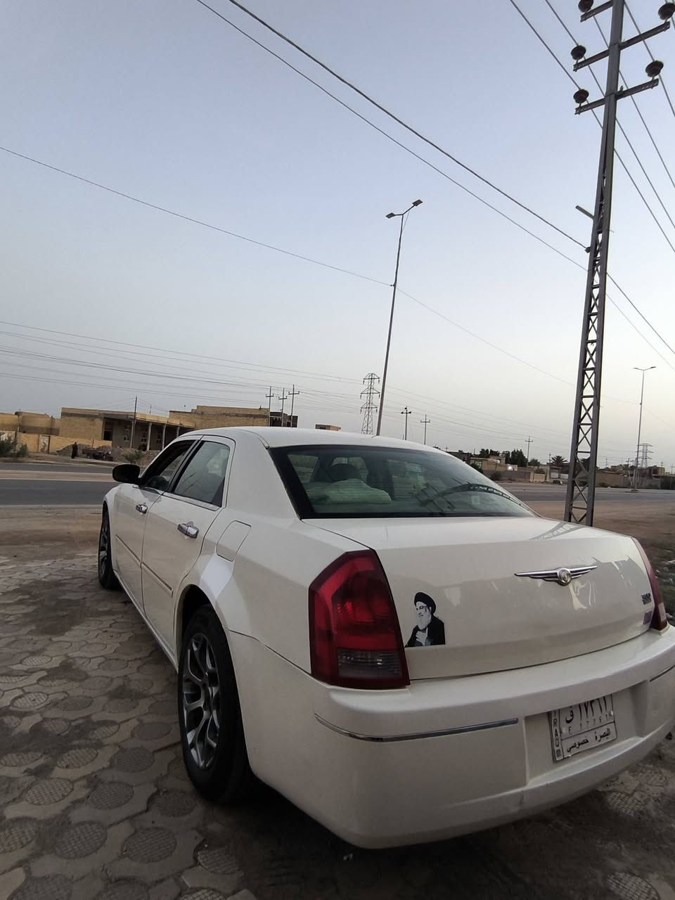 السلام عليكم أوباما 2007 خليجي بيها بنيد مبدل وبيها ربع من الهلال الخلفي معمر اثر خياس ولكاط بكصة القماره كير مكينه حداديه كله جديد سياره خير من الله نقصها فقط كمبريسر السعر 95 وبيها مجال لمو شراي لا يراسل رحم الله والديكم 
للاتصال ‏‪***********‬‏

