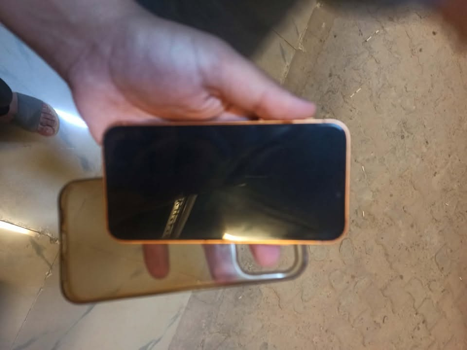 ايفون ١١ برو
ذاكرة ١٢٨
محور 17 

على فحص 

جهاز نظيف 

للبيع 

سعر ٢٦٠ 
مكاني ديوانية
***********

