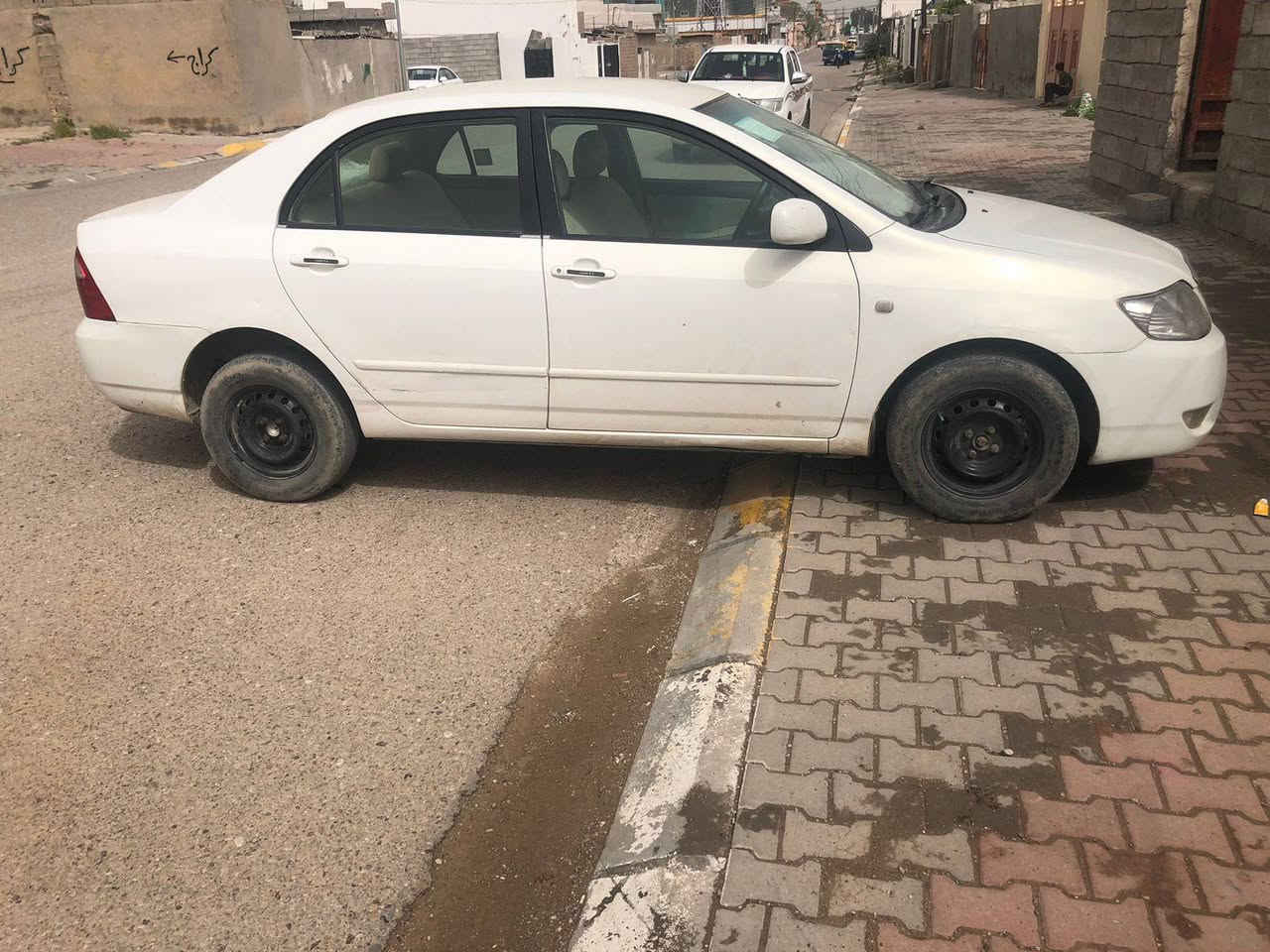 تويوتا كرولا بيكاشو رقم اربيل سنوية جديدة لنهاية ٢٠٢٩ السنوية باسمي شرط التحويل بطاقة بانزين هم وياه كير اوتوماتيك كير محرك تبريد صدر كلها بشرط بيهه بس بنيد صبغ وتعديلات بارد بسيطة السيارة حلوة وكاعدة  الكير هم شغال وبالشرط بس بعض المرات بيهه عتة بسيطة بالنمرة الثالثة فقط ما ماثر عالشغل نهائيا وطخم بريك هم بالشرط جديد مبدلة *********** طوز, صلاح الدين
