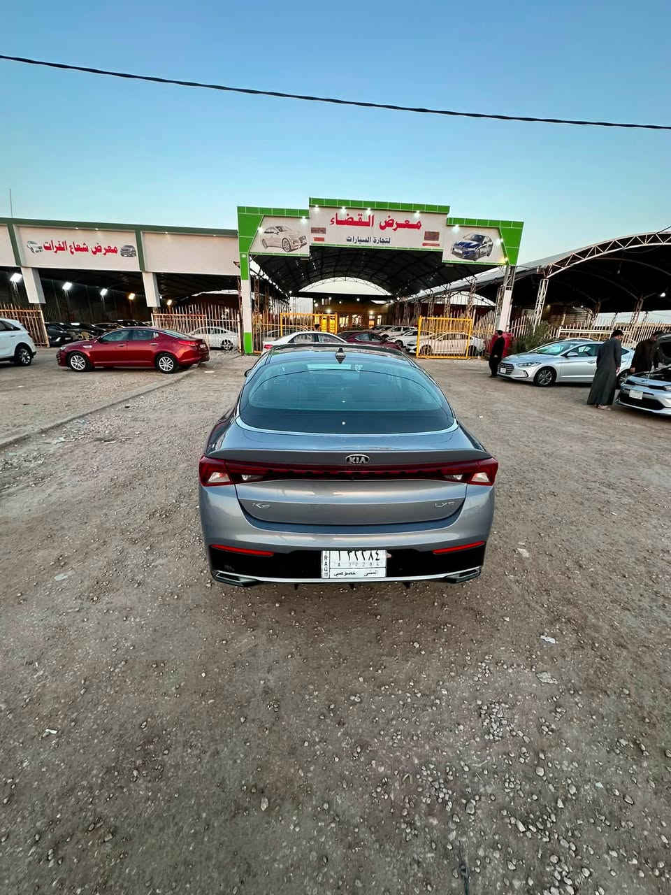 K5  2021
أمريكي باقي شهر وتصير حره 

تفاصيل اتصال ***********

نص مكتوب في الصور:
- КИ
