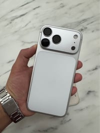 ايفون ١٧ برو ماكس • ٢٥٦ • بطارية ٩٩٪