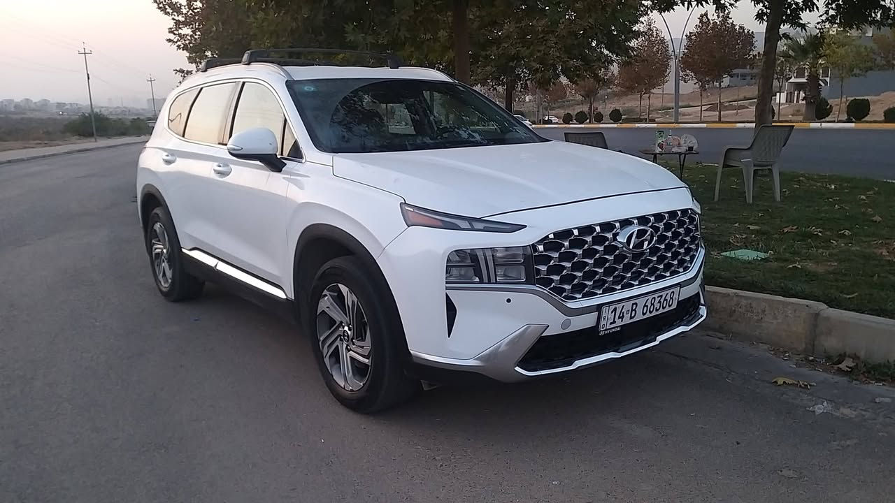 السلام عليكم 
سنتافي موديل 22 وارد امريكي 
ضرر بسيط جدا شديت دعاميه اماميه فقط فقط 
 ايرباك دركه  السياره بدون صبغ بدون تبديل السياره ليبل واحد صور الضرر مرفقه بالاعلان 
محرك 2500 ماشيه 70 الف مايل 
رقم بصره باسمي تحويل مباشر سياره جدا نظيفه وآني مستوردها على ايدي كلشي على البلاد شرط الفحص وين ميعجبك 
مكانها الحالي بغداد 
السعر  ( 215 ) ورقه وبي مجال قليل 
للاستفسار *********** 
متوفر واتس آب
