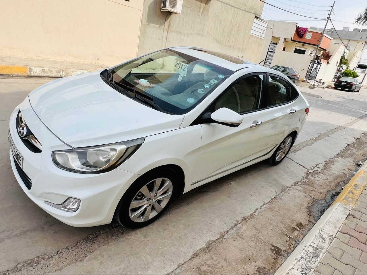 اكسنت ٢٠١٢ • ماشيه ٢٦٣٠٠٠ • بدون صبغ
