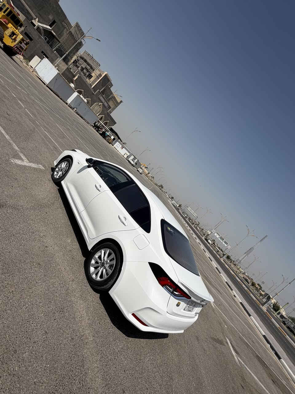 السلام عليكم للبيع كورلا هايبرد خليجي 2025 ماشيه 4000 فقط مكفوله كفاله عامه رقم كربلاء تحويل مباشر  السياره جدا نضيفه 
السياره فول مواصفات 
فتحه + بصمه
رادار امامي + تحديد مسار + قياده ذاتيه 
كشنات جلد لون أحمر + كشن كهرباء 
تبريد امامي + خلفي 
وبقية المواصفات المعروفه
سعر السياره 26.500 مليون  وبيها مجال بسيط
مكان السياره كربلاء الاستفسار اتصال على الرقم ***********
