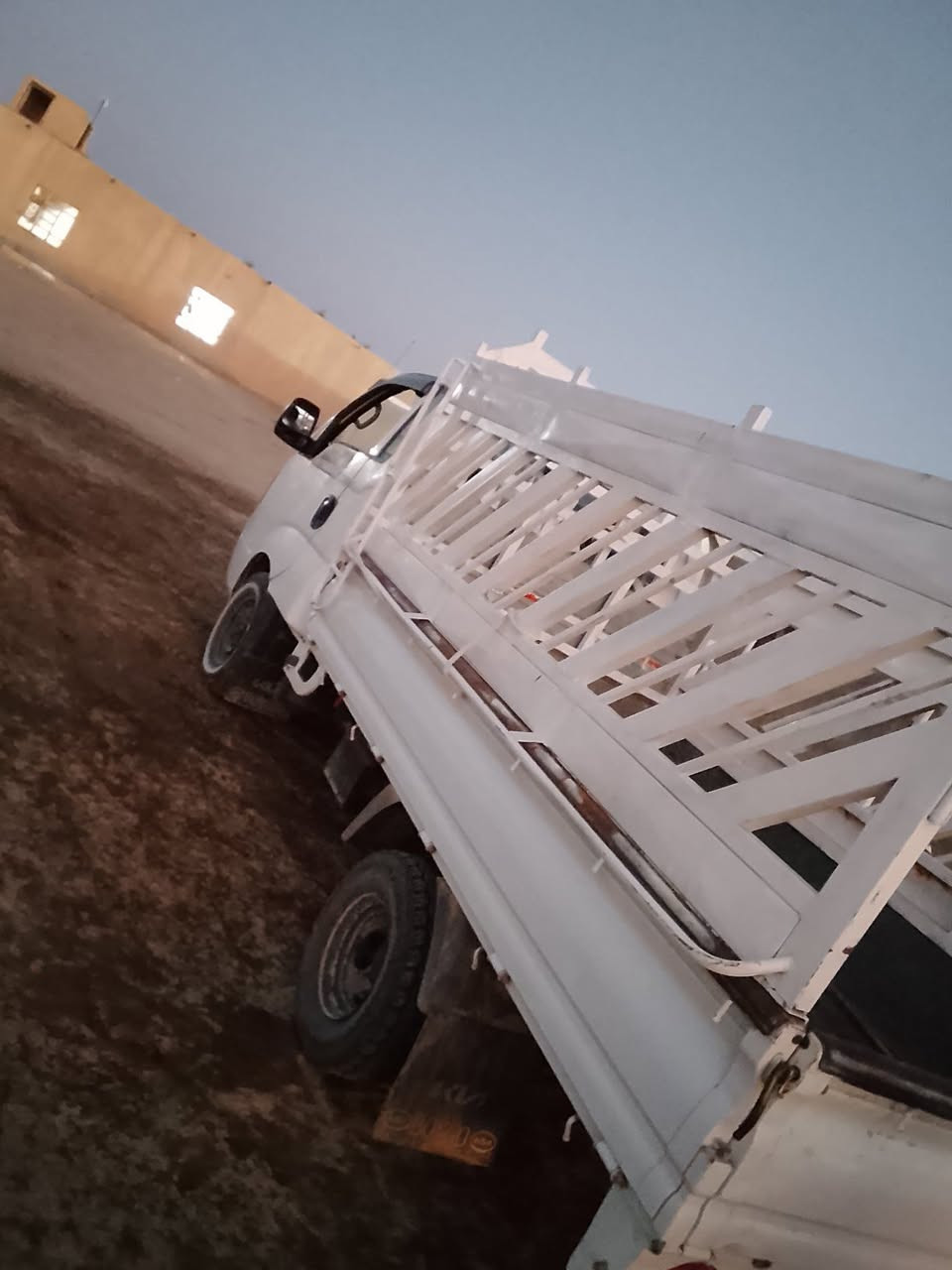 سلام عليكم كيه بنكو مديل 16كفاله عامه اكسن كير حداديه غير متواجد عل خاص مكان ناصريه قضاء الغراف***********
