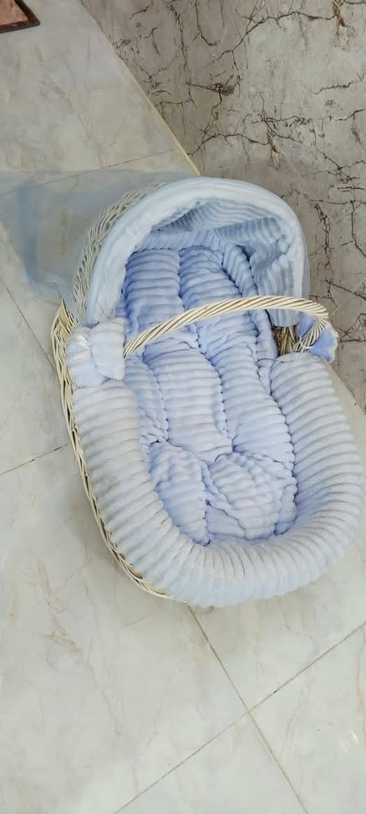 كاروك • حاملة طفل • للبيع