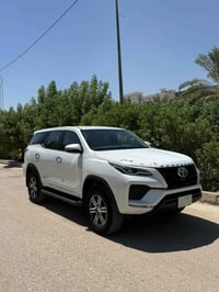 🌹 للبيع تويوتا فورجنل 2024 ياباني 🇯🇵  🚙 7 راكب  🔹 محرك 2700 CC  🔹 ماشي...