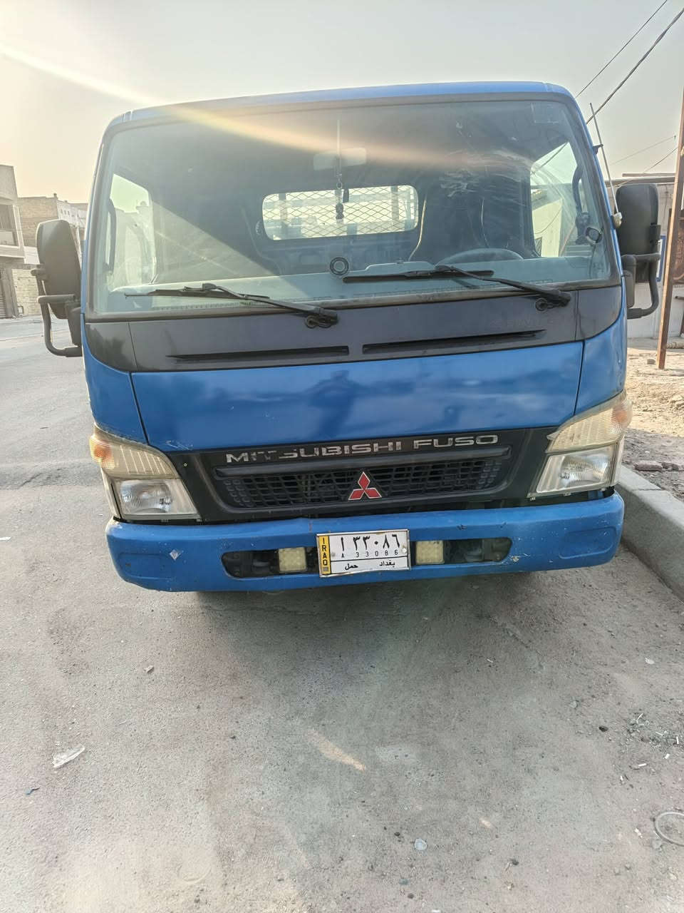 يالله سلام عليكم                   السعر 133وبي مجال
كنتر موديل 2006 رقم بغداد 
مكينه قطره صغر حديث 
تخم تاير جديد بدي جنلات 
كهربائية كله شغال طول 4ونص
دوشمه هم جديد سياره جاهزه للعمل 
مكان سياره بغداد ***********
شرط تحويل علمن مكلف بالنشر
