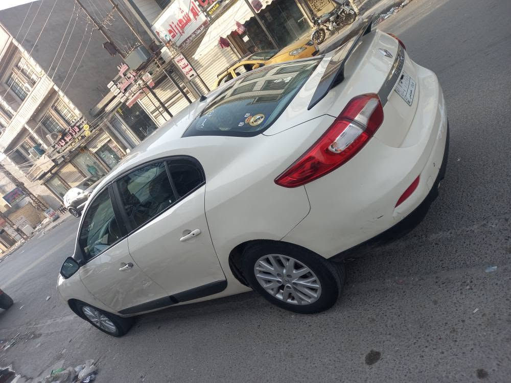 فلونس • ٢٠١٦ • فول مواصفات