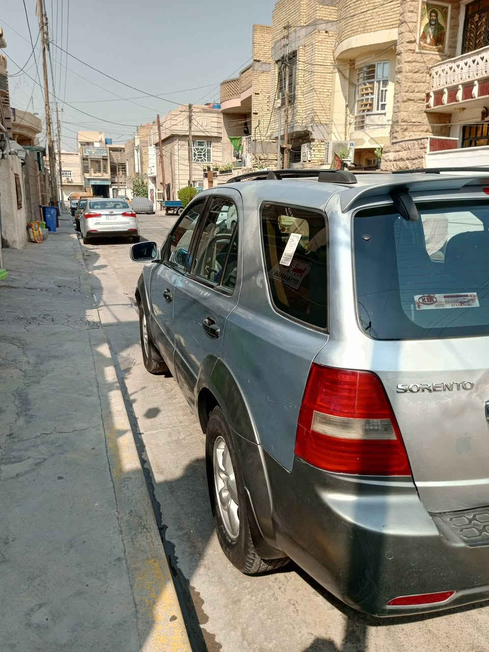 سلام عليكم 

كية سورنتو 

موديل/ 2007
سيارة مكفولة من شواصي وبدنة والضربة القوية 
بيهة جراد فقط

مكينة وكير مكفولات 6سلند حجم 3500
 كهربائيات مالتهة كلهة شغالة 

💥رقم بغداد انكليزي الجديد بسمي تحويل ثاني يوم💥

 
سيارة فول مواصفات لمتد 
 1/فتحة سقف طكتين
2/تحكمات ستيرن جهتين
3/شاشة+كامرة+اربع حساسات خلفية
4/كرسي كهربائي+جلد عسلي
5/سنتر لوك أربعة بيبان وجنطة
6/مري شفط+تحكم بل مري
تخم تاير نضيف
صدر حدادية جديد 

بغداد/البلديات 
السعر/82 بيهة مجال قليل 
رقم الهاتف/***********

