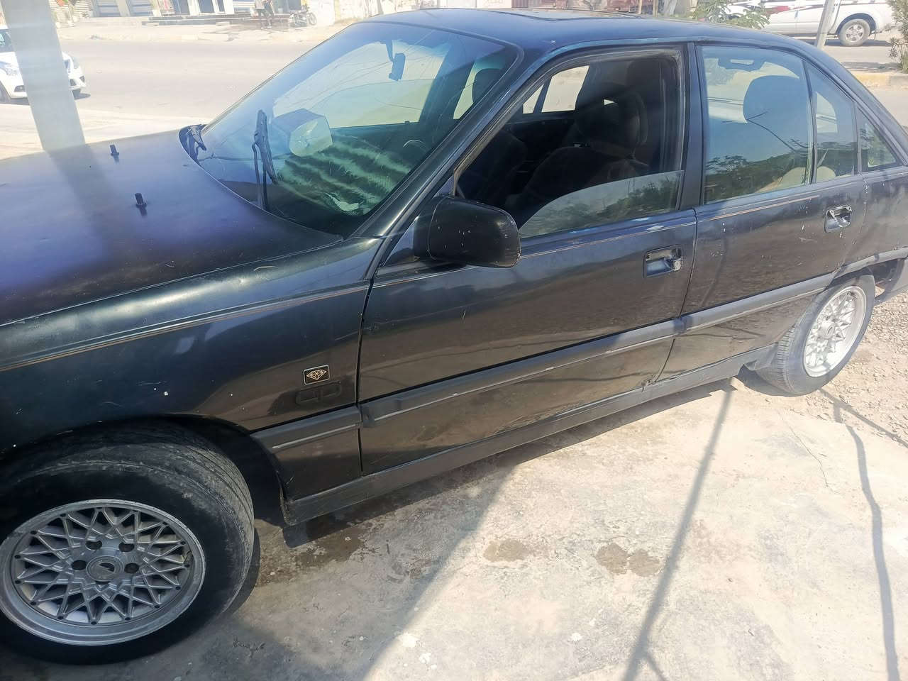 اوبل اوميكه مديل 90 تنته مكينه كير خير من الله رقم ديالى سكني ديالى تقاطع الوجيهيه  ‏‪***********‬‏ لمراوس حسب القناعه
