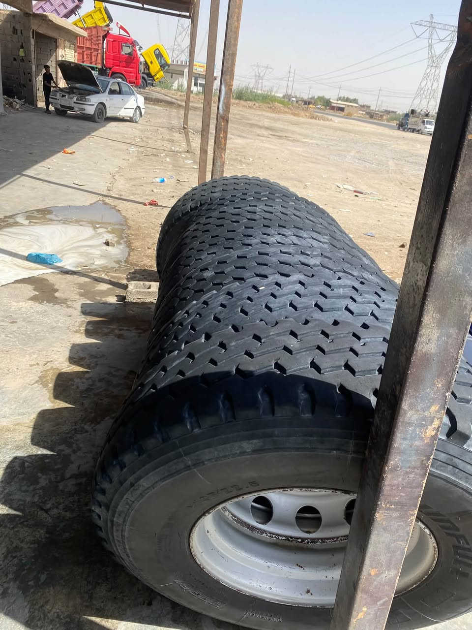 تيرات البيع22.5R13///٤زواج نتاج2025 مكان بغداد تقاطع نهروان/***********

