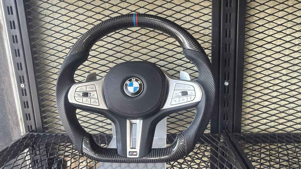 السلام عليكم 

يتوفر دركه استيرن Mعادي وكاربون للجميع موديلات بكوالتي عالي🔥🔥:

Ahmed bmwstore
كركوك حي صناعي شارع وكاله:
يتوفر توصيل الى جميع المحافظات:
***********:واتساب
