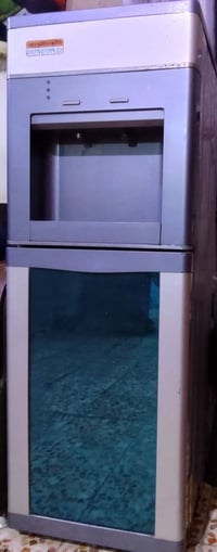 براد • يشتغل • نضيف
