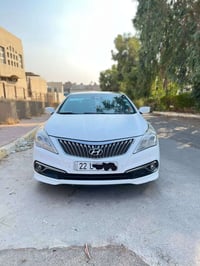 ازيرا • ٢٠١٢ • فول مواصفات