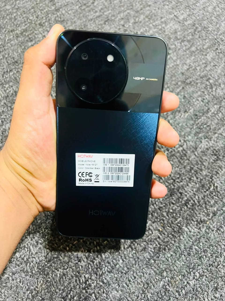 هوت ويف 18 جي دي  
ذاكره256 صارله يوم مستخدم كسر باكيت سبب للبيع اريد جيب ذاكره اكثر سعر 250 مكان الطوبه ونخيله ***********
