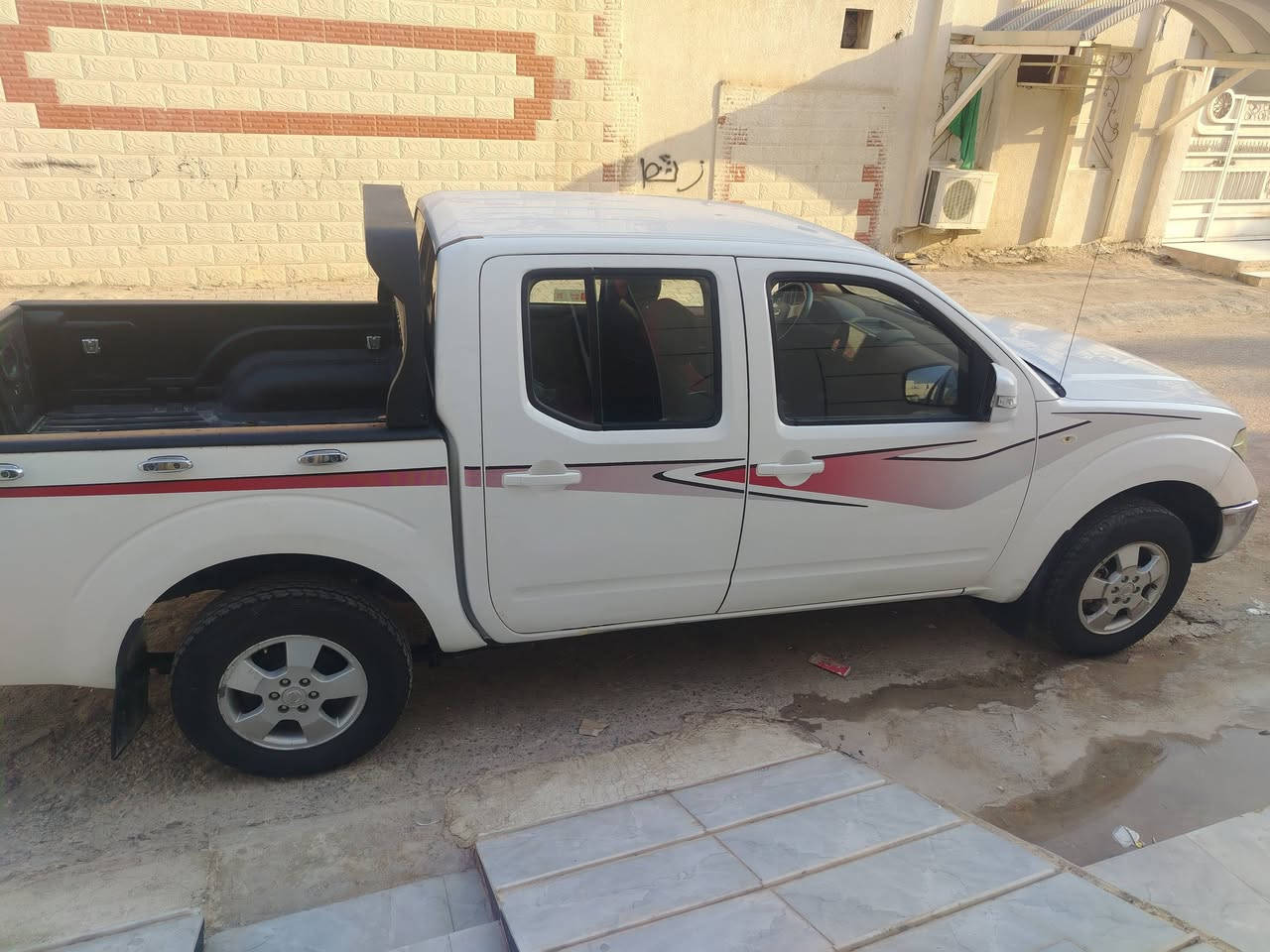 نيفاره 14 مكفوله من التبديل محرك مكفول حداديه نظيفه مال بيت بأسمي تحويل بيها مكانات صبغ تلكيط بالرباع أسفل كامله السياره السعر ١٢٥ سنويه نهايه ٢٨
العنوان العماره ***********
