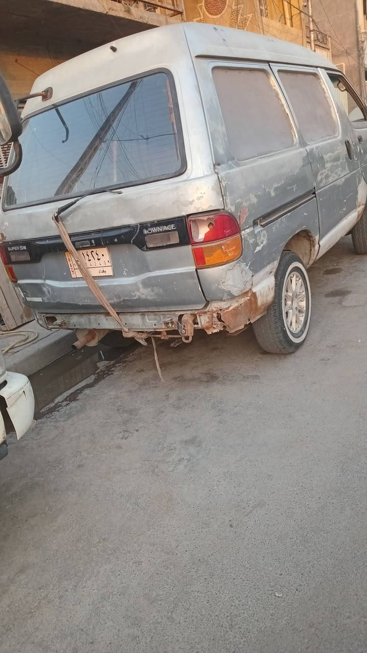 السلام عليكم تيوتا حمل مكينة اربع سلندر فور وايل مكاني طوبجي ساحة الاشراق سعر 27 اتصل على رقم ***********
