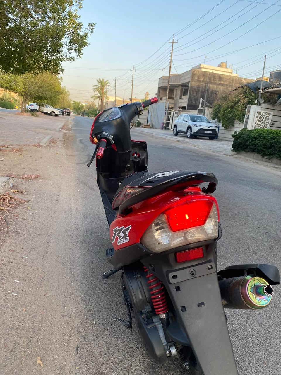 السلام عليكم ماكس عدله بوشه49 الدراجه كامله اي نقص ما بيها فقط باتري نص هندر تشتغل شلعه معدل السعر 475وبيها مجال مكاني بغداد حي الجامعه ***********
