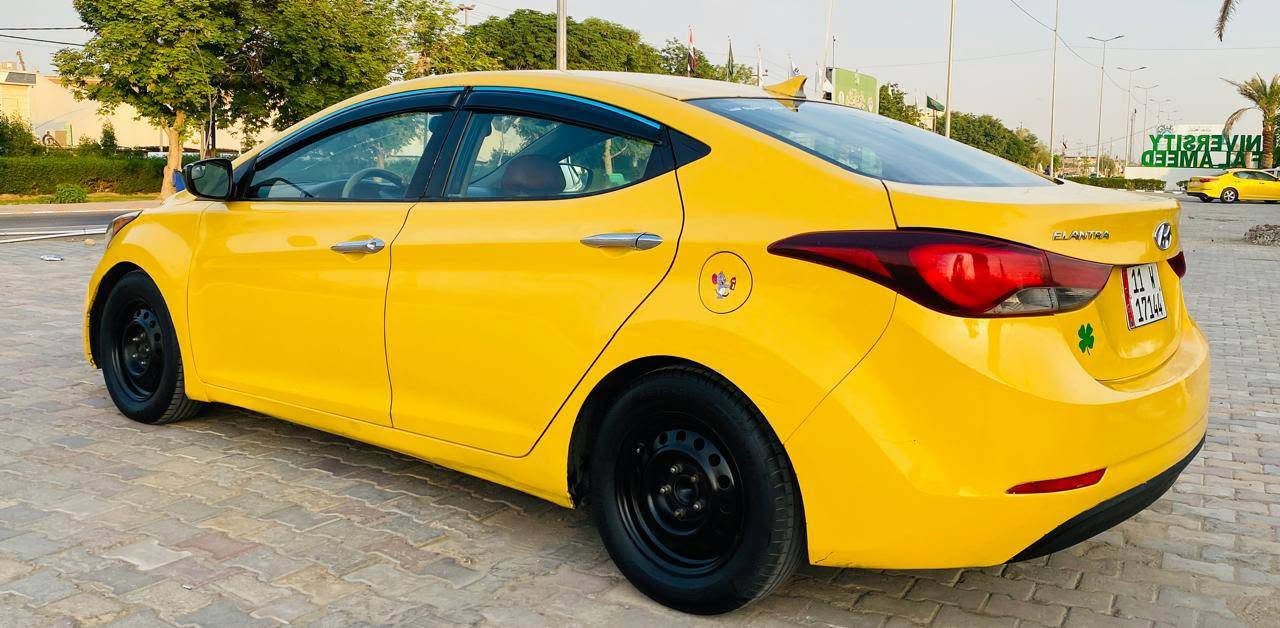 السعر98الاستفسار***********هونداي النترا 2015وارد امريكي حادث باب السايق والباقي مكفول كلهه اليبل واحد السياره جديده وجاهزة مكينه 1800 وكير مكفولات مواصفات تحكم ستيرن شاشه كامره دواره مري شفط  حداديه جديده تخم تاير جديده تبريد ثلج رقم بغداد نكليزي مشروع وطني سنويه 2028 مصفره هيه وغرامات مكان السياره كربلاء
