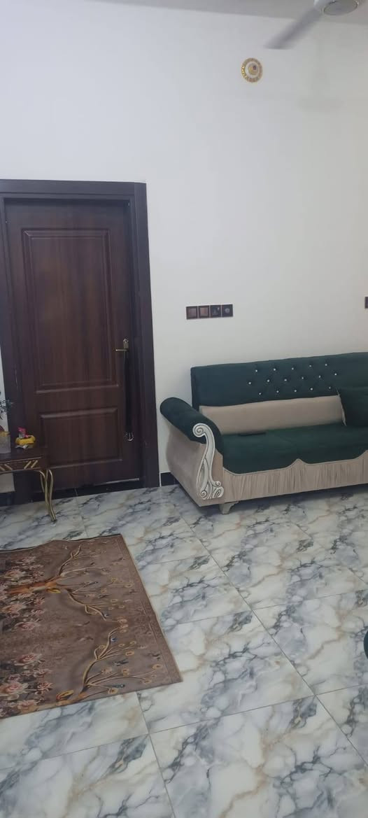 بيت ١٠٠متر كربلاء المقدسة حولي ابو مهدي المهندس سعره 43بي مجال لاستفسار اكثر الاتصال برقم ***********
