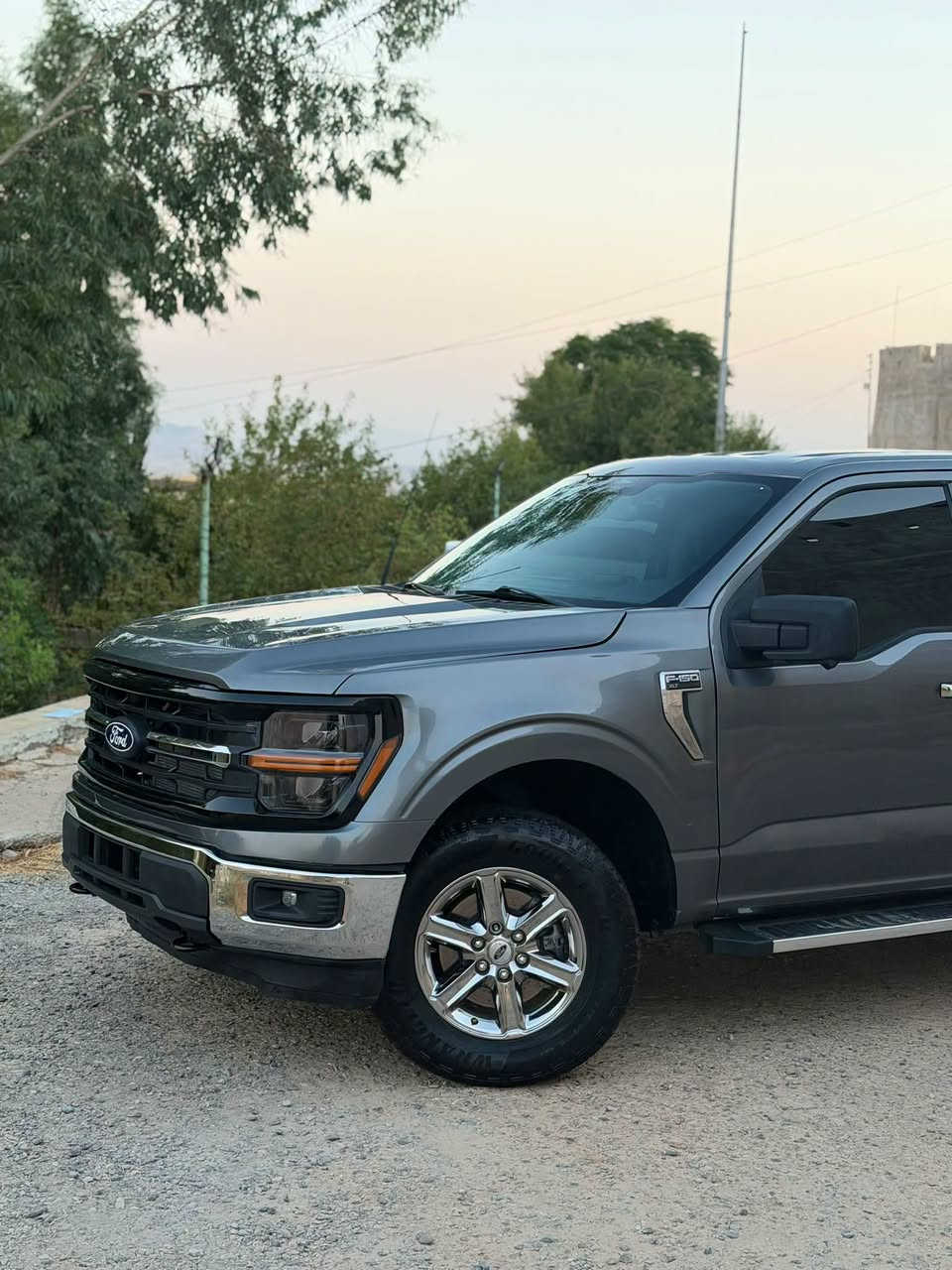 فرۆشتنی خێرا __ للبیع السریع
F-150 هایبرد 2024 XLT

كوردی - عربی

فۆرد F-150 مۆدێل 2024 - Hybrid 

🔹بزوێنەر 3.5 V6) Power Boost - توين تۆربۆ )

هێزی 455 هۆرس پاوەر . 

🔹ماوەی رۆشتوو : 30 هەزار .

مواسەفات سەیارە 

🔸 هایبرد

🔸دەرگا گەورە بۆدی کورت مەرغوب

🔸4 * 4 دبل اكسل

 🔸ئۆتۆ ستار ستۆپ.

  🔸ئۆتۆ هۆڵد.

🔸گێچ كامل ئەلیكترۆنی

🔸شاشە گەورە 12 ئینج .

🔸كوشن سەكن و سایەق كارەبایی .

🔸دژە خلیسك و قفلی ئەكسل

🔸گێر ئۆتۆماتيك 10 نمرە .

🔸5 کامێرا و 360 پلە . 

 🔸بریك بصمە

🔸 رادار 360 پلە .

🔸 خەتی جادە .

🔸6 مۆدی لێخورین . 

🔸نیزامی Apple CarPlay & Android Auto

🔸لەگەڵ  SuperCrew .

🔸لایت LED . 

🔸فوول Auto ، LED لەگەل سورانی تایەکان  .

🔸پشت و پێش حەساس . 

🔸ئاوێنە رادار و دژە فوول .

 🔸لایت و فول ئۆتۆ .

▫️زۆر مواسەفاتی

🔷بێ مەسرەف هەموو شتێک بەشەرت . 

🔷رەقەم کاتی کوردستان 3 مانگی لەگەڵدایە . 

♦️چامڵغی لای سەكن و سایەق بۆیاغە لەگەل بۆنیت

بێ ناو گرتن بێ شانسی بەشەرتی فەحس حادیسەكەی زۆر خەفیفە تەنانەت نەگەیشتیتە رادێتەشی رادێتەی بیلادیە

نرخی : 278$ گەڵا و معامەلە . 

ژمارە موبایل و واتساپ  :***********

—————————————————-

للبيع السريع

فورد F-150 موديل 2024 - هايبرد

🔹 المحرك: 3.5 V6 PowerBoost (توین توربو)

قوة 455 حصان.

🔹 الممشى: 30 ألف.

مواصفات السيارة:

🔸 هايبرد 

🔸 باب كبير، بودي قصير 

🔸 دفع رباعي 4x4 (دبل أكسل)

🔸 نظام توقف المحرك المؤقت (Auto Start-Stop)

🔸 نظام الوقوف التلقائي (Auto Hold)

🔸 عدادات رقمية بالكامل (شاشة عدادات)

🔸 شاشة كبيرة 12 إنج

🔸 كشن كهربائية

🔸 مانع انزلاق وقفل أكسل

🔸 جير أوتوماتيك 10 نمر

🔸 5 كاميرات بنظام 360 درجة

🔸 بريك بصمة (إلكتروني)

🔸 رادار 360 درجة

🔸 نظام الحفاظ على المسار

🔸 6 وضعيات قيادة

🔸 نظام Apple CarPlay و Android Auto

🔸 مقصورة ساوبر كرو (SuperCrew) الواسعة

🔸 أضواء أمامية LED

🔸 إضاءة LED أوتوماتيكية بالكامل مع نظام التفاف الإضاءة مع الالتفاف (Cornering lights)

🔸 حساسات أمامية وخلفية

🔸 مرايا بنظام الرادار 

🔸 إضاءة وأضواء عالية أوتوماتيكية بالكامل

▫️ مواصفات أخرى عديدة

🔷 بدون أي مصروف، كل شي شرط.

🔷 رقم مؤقت لكوردستان (صالحة لمدة 3 أشهر).

♦️ صبغ في جاملغ (السائق والراكب) والبوونيت ،بدون ضرر في الداخل أو الشاصي، شرط الفحص. الحادث خفيف جداً لدرجة أنه لم يصل إلى الرادياتير ورادياتير بلادي.

السعر: 278 ورقة (27,800 دولار) 

رقم الهاتف والواتساب: ***********
