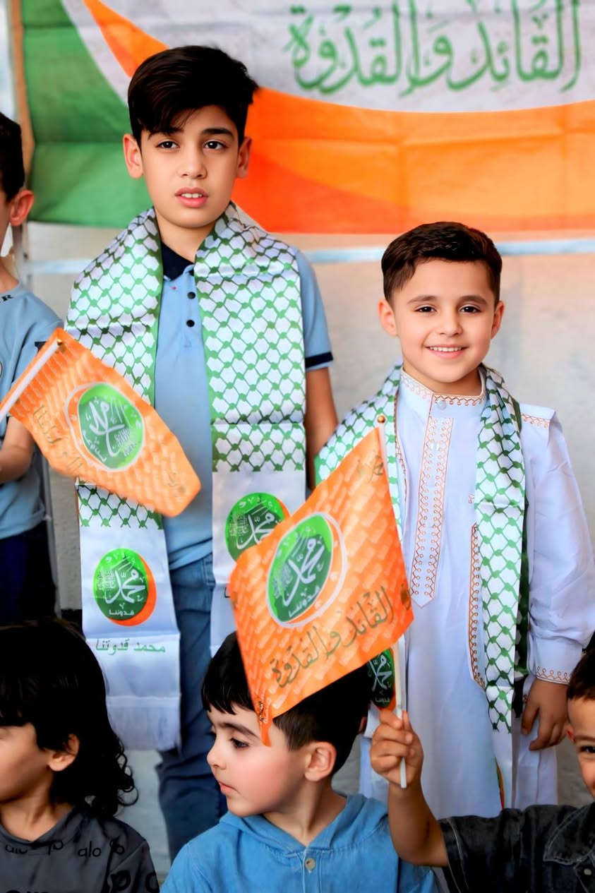 هكذا احتفلنا مع اطفالنا الحلوين بمناسبة مولد النبي الشريف وتم تقديم الهدايا لهم  في روضة وحضانة البيت الامن يتم اسعاد الطفل وتقديم له كل مايحتاج وتغير سلوكة الى الافضل حتى يكون مستعد الى المدرسة من دون خوف.. مكان الروضة الجغيفي الاولى وهناك خط لكل مناطق #الفلوجة للحجز على رقم المديرة *********** بي وتساب
