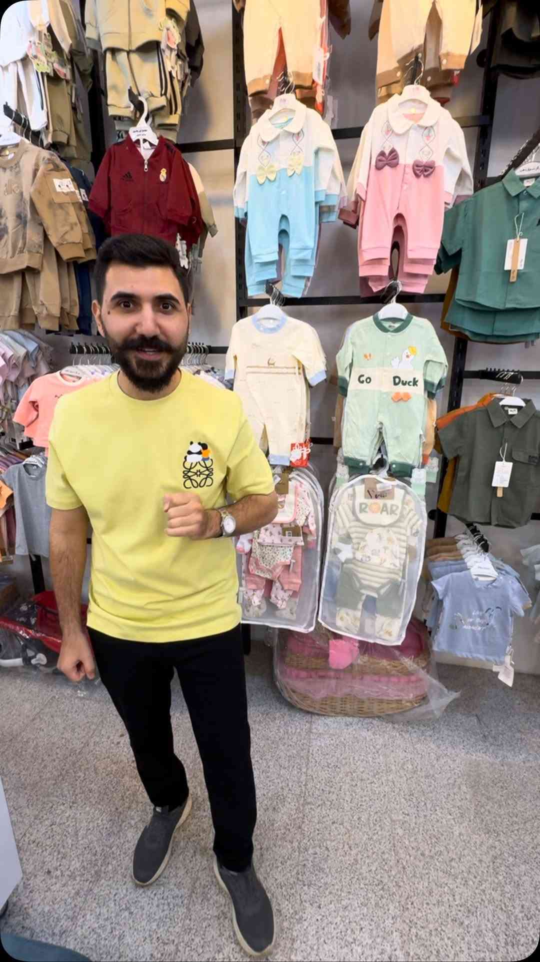 الجديد من قسم البيبي 😍✅ 
وسوينالكم مسابقة كلش حلوه :- 
الزبون الي يتفاعل و صاحب اكثر تعليق بالبيج راح يربح خصم بقيمه 20‎%‎ 🔥😍
 
للأستفسار ***********
او مراسلة الصفحة ❤️
النجف الاشرف حي السلام شارع گراج بغداد 
......مركز تسوق ذهب........

التوصيل متوفر داخل النجف ب3 الف

ولجميع محافظات البلاد ب6 الف

زورونا ستجدون كل ما يرضيكم

#تخفيضات #عروض #رجالي #ملابس #تنسيقات
