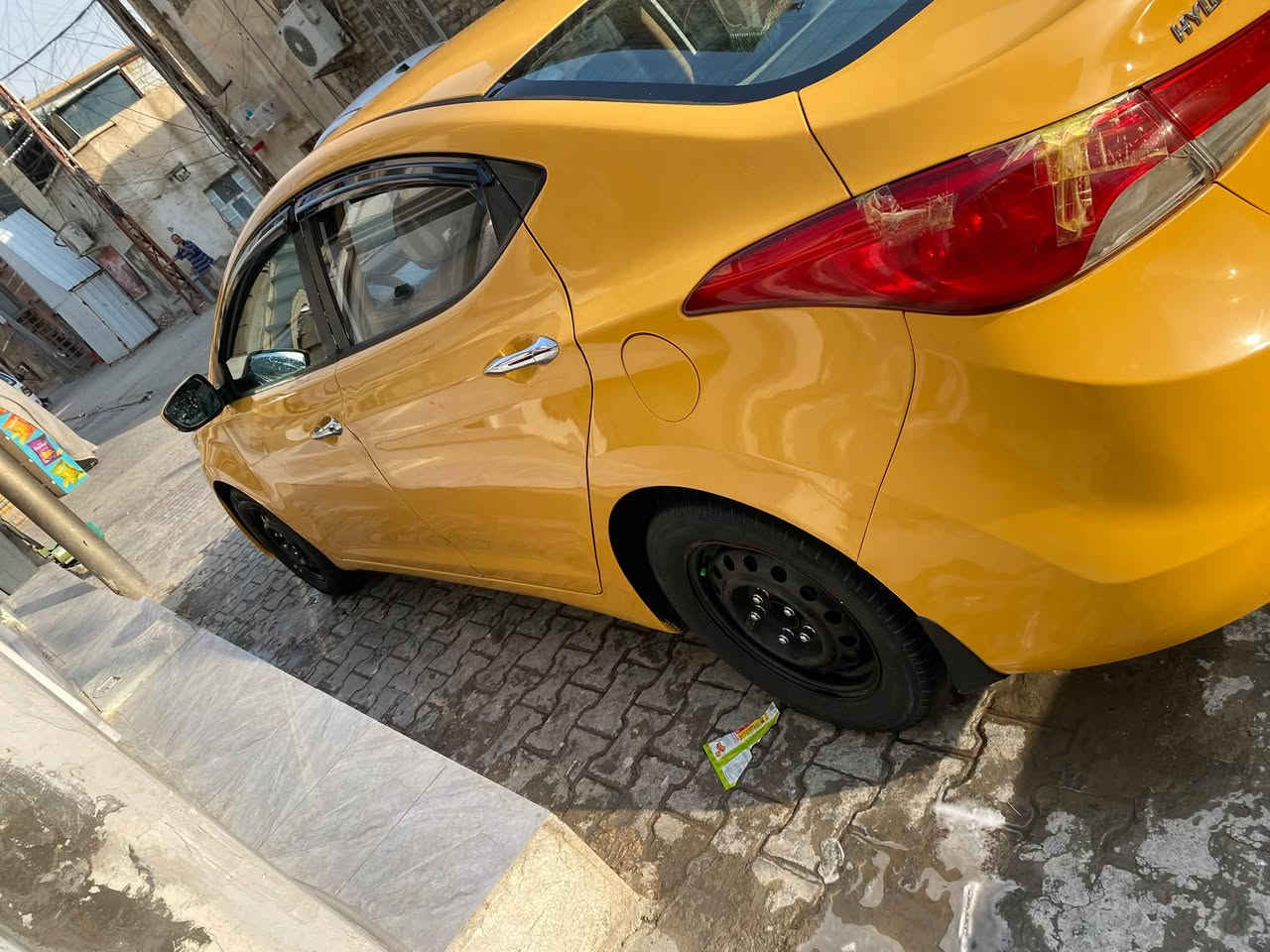 النترا • ٢٠١٢ • مكينة ١٨٠٠