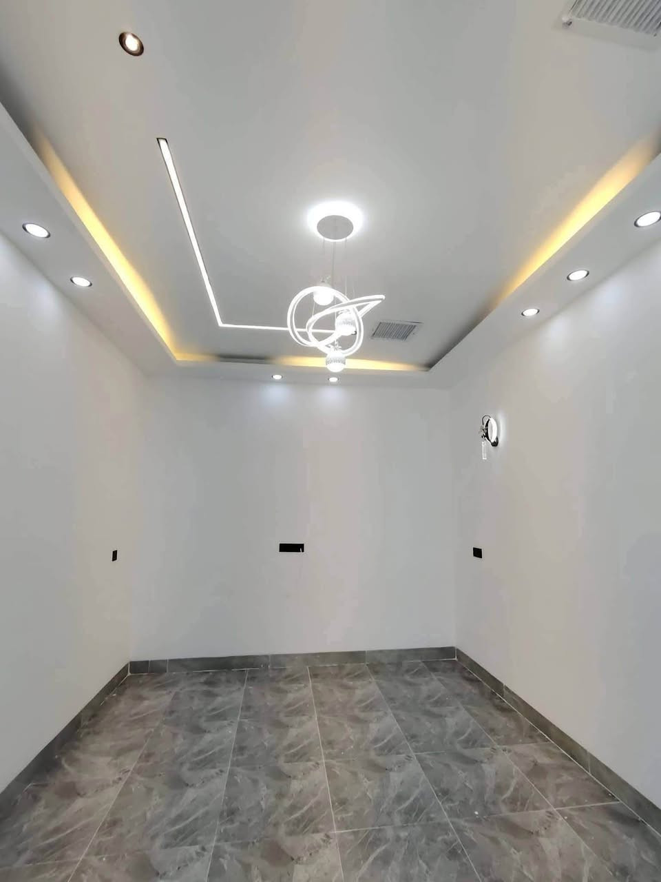 يا الله صباغ دقة  في العمل وسرعه في الانجاز  واجهات 🏡و ديكورات جبسن بورد  جدران غرف نوم حديد بديل خشب بديل رخام  وشبابيك تنظيف وصبغ ورق جدران للتواصل الصباغ واسعارمناسبة ‌‎ الاستفسار خاص متواجد⬜️⬛️🟨 🟥على الارقم  الهاتف والواتساب***********
