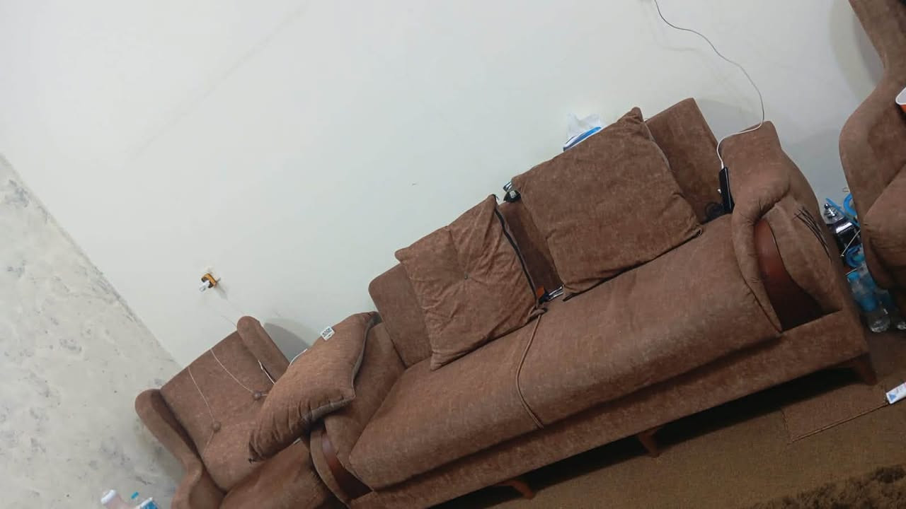 للبيع 

تواصل 

***********
