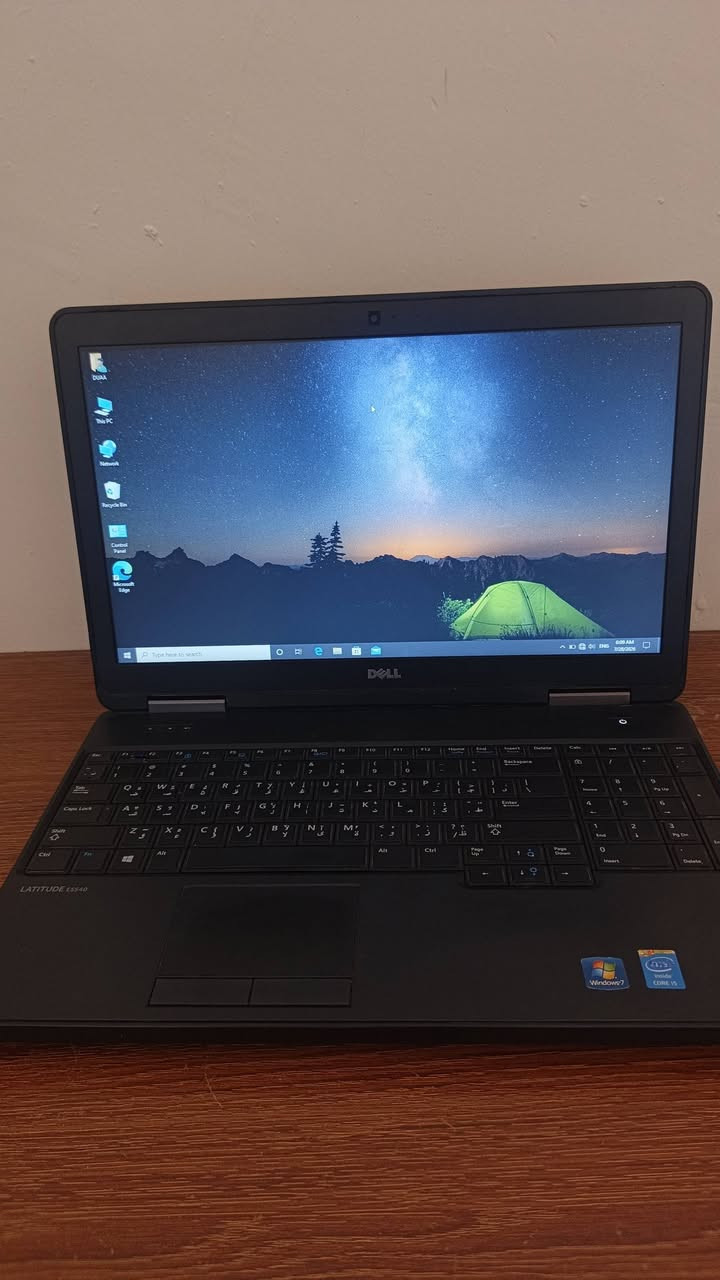 💻 لابتوب DELL للبيع – بحالة ممتازة جداً 
🔹 Processor: Intel Core i5
🔹 RAM: 8GB
الذاكرة 256GB SSD 
🔹 البطارية: بحالة ممتازة جداً 🔋 وتدوم أكثر من 4 ساعات استخدام
🔹 يحتوي على مدخل CD/DVD 💿
🔹 الجهاز نظيف وحالته ممتازة، جاهز للاستخدام بدون أي مشاكل.
السعر  150 وبي مجال بسيط للشراي 
واتساب   ***********

